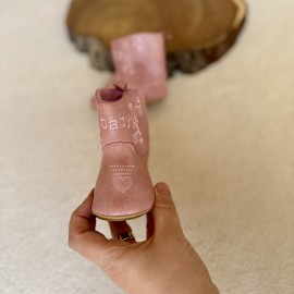 بوت نوزادی صورتی وارداتی مناسب تا ۱۸ ماه